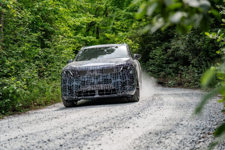 Novo BMW X5 entra na fase final de testes