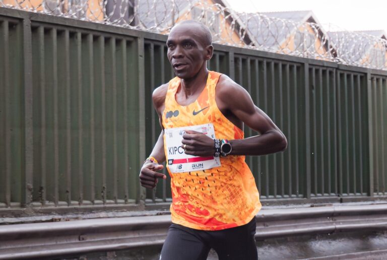 Kipchoge retorna ao Brasil com o WATCH GT Runner 2 Kipchoge retorna ao Brasil com o WATCH GT Runner 2