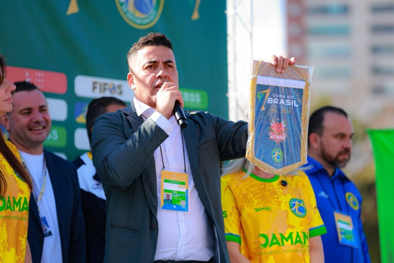 Futebol 7 Society, criado no Brasil, amplia presença nas periferias e avança no cenário internacional