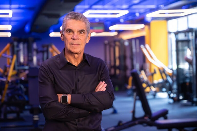 Edgard Corona Smart Fit