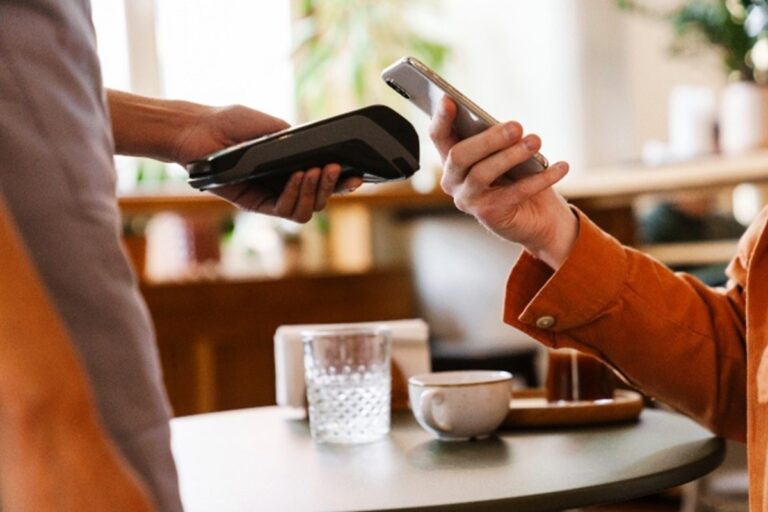 Carnaval movimenta R$ 15 milhões em cartões multibenefícios