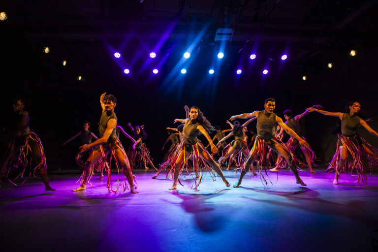 São Paulo Companhia Jovem de Dança sobe ao palco na Virada Cultural