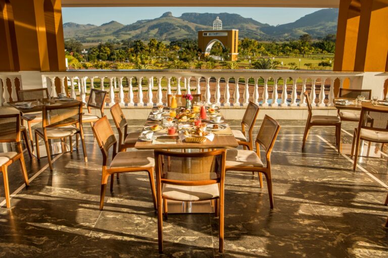 Entre vinhos, natureza e rituais simbólicos: Blue Tree Daj Resort & Marina apresenta programação especial para o Dia dos Namorados