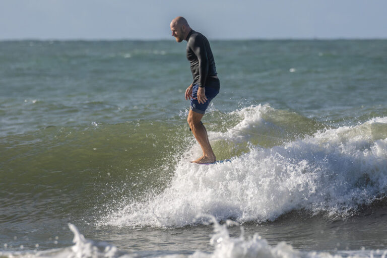 Phil Rajzman celebra retorno ao circuito brasileiro e elogia a nova geração do longboard