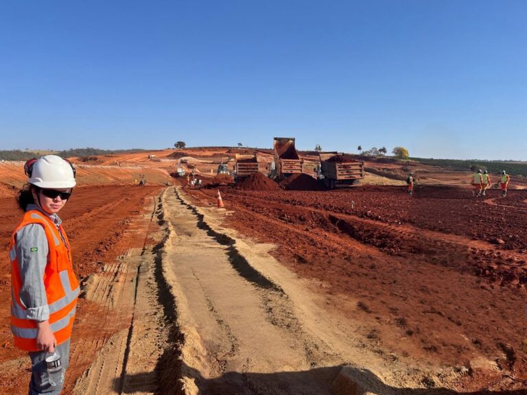 Engenharia impulsiona novo ciclo da mineração brasileira Engenharia impulsiona novo ciclo da mineração brasileira