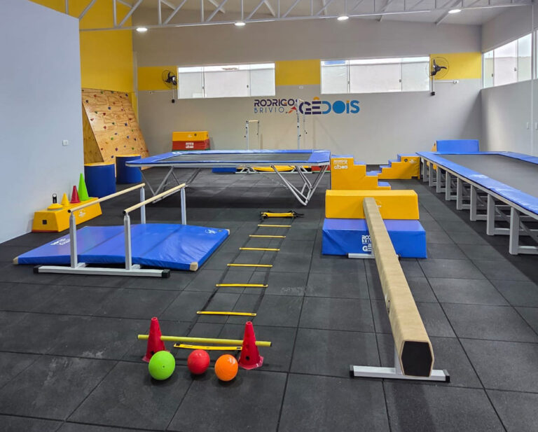 Academia Rodrigo Brivio chega a Curitiba