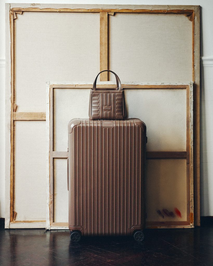 rimowa essential umber ultramarine campaign still product hr 4x5 03