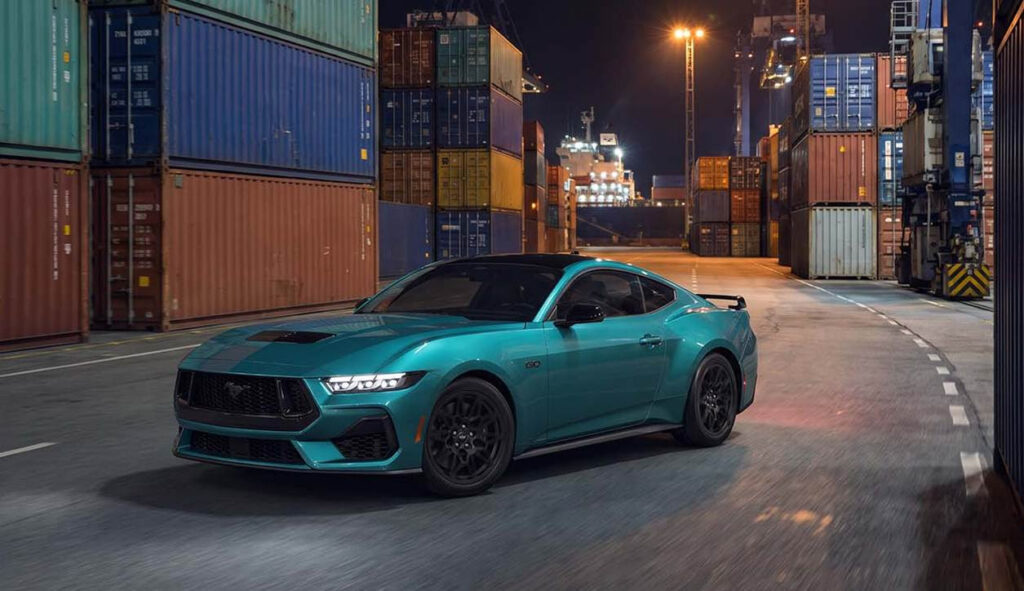Retorno do ícone V8: Ford lança Mustang GT Performance 2026 no Brasil por R$ 569 mil